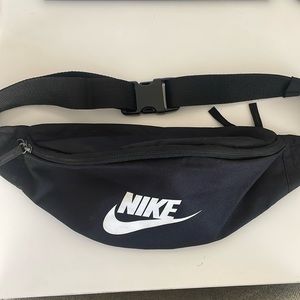 Nike belt bag/fanny pack